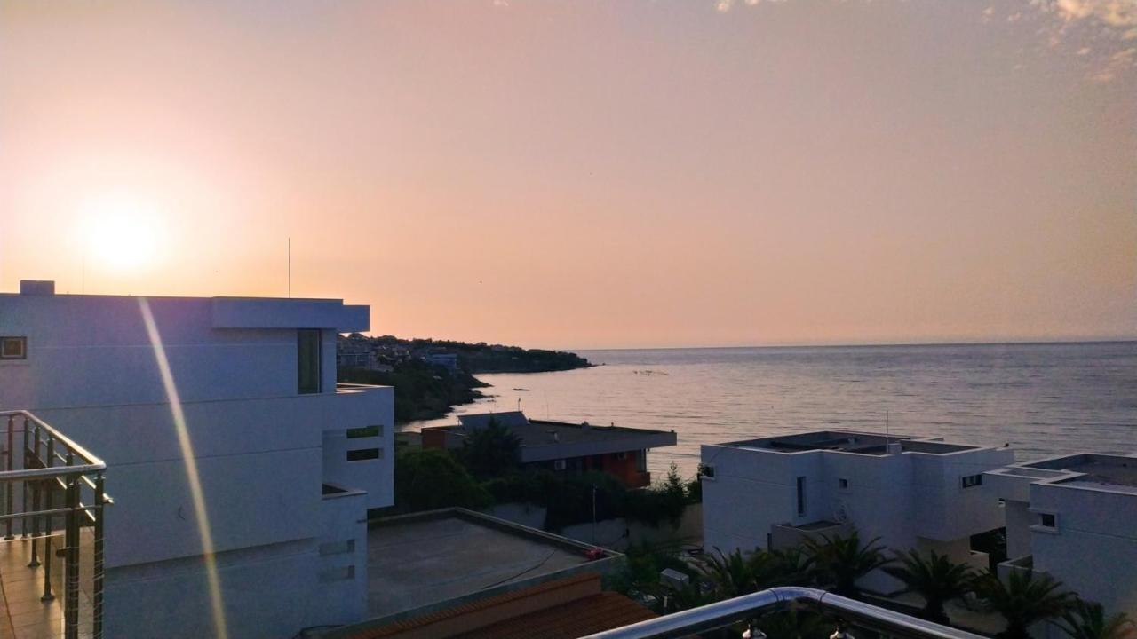Семеен Хотел Golden Place Sozopol Exteriör bild