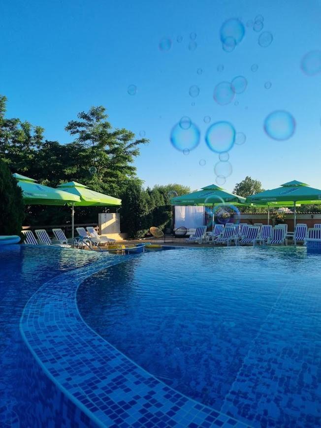 Семеен Хотел Golden Place Sozopol Exteriör bild