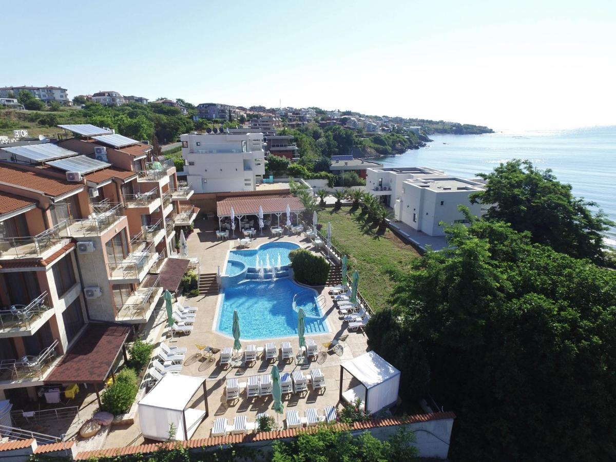 Семеен Хотел Golden Place Sozopol Exteriör bild
