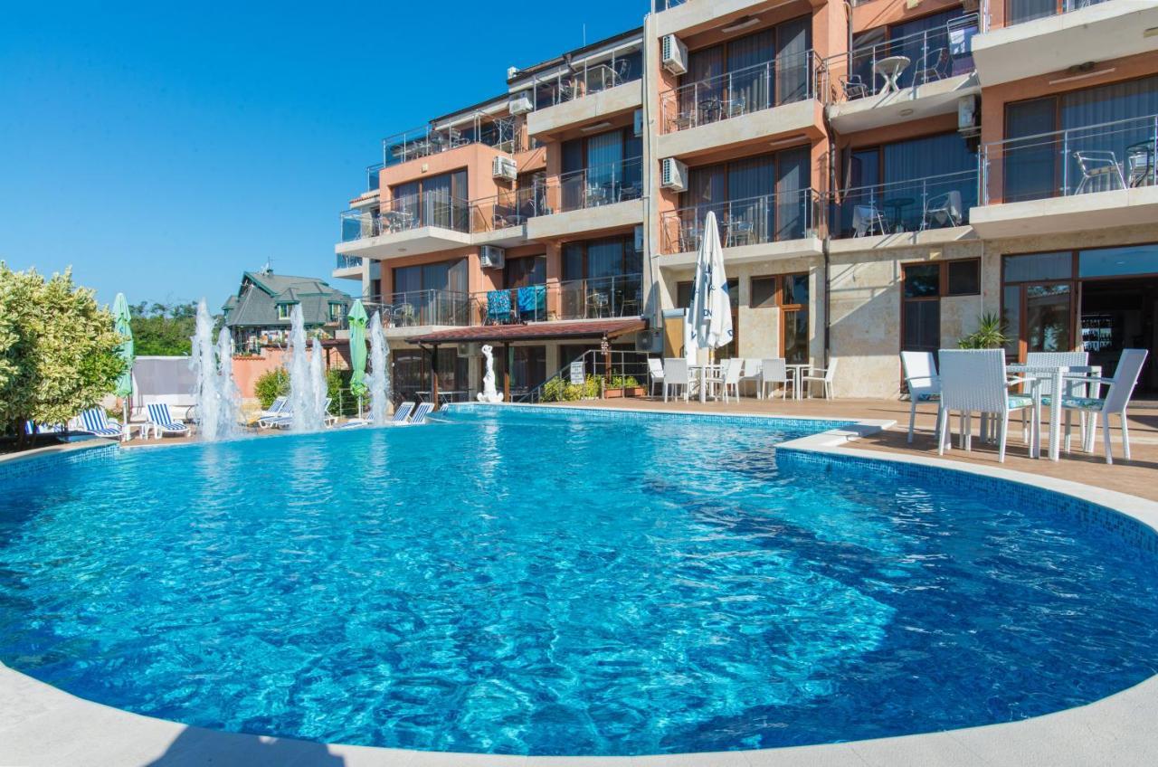 Семеен Хотел Golden Place Sozopol Exteriör bild
