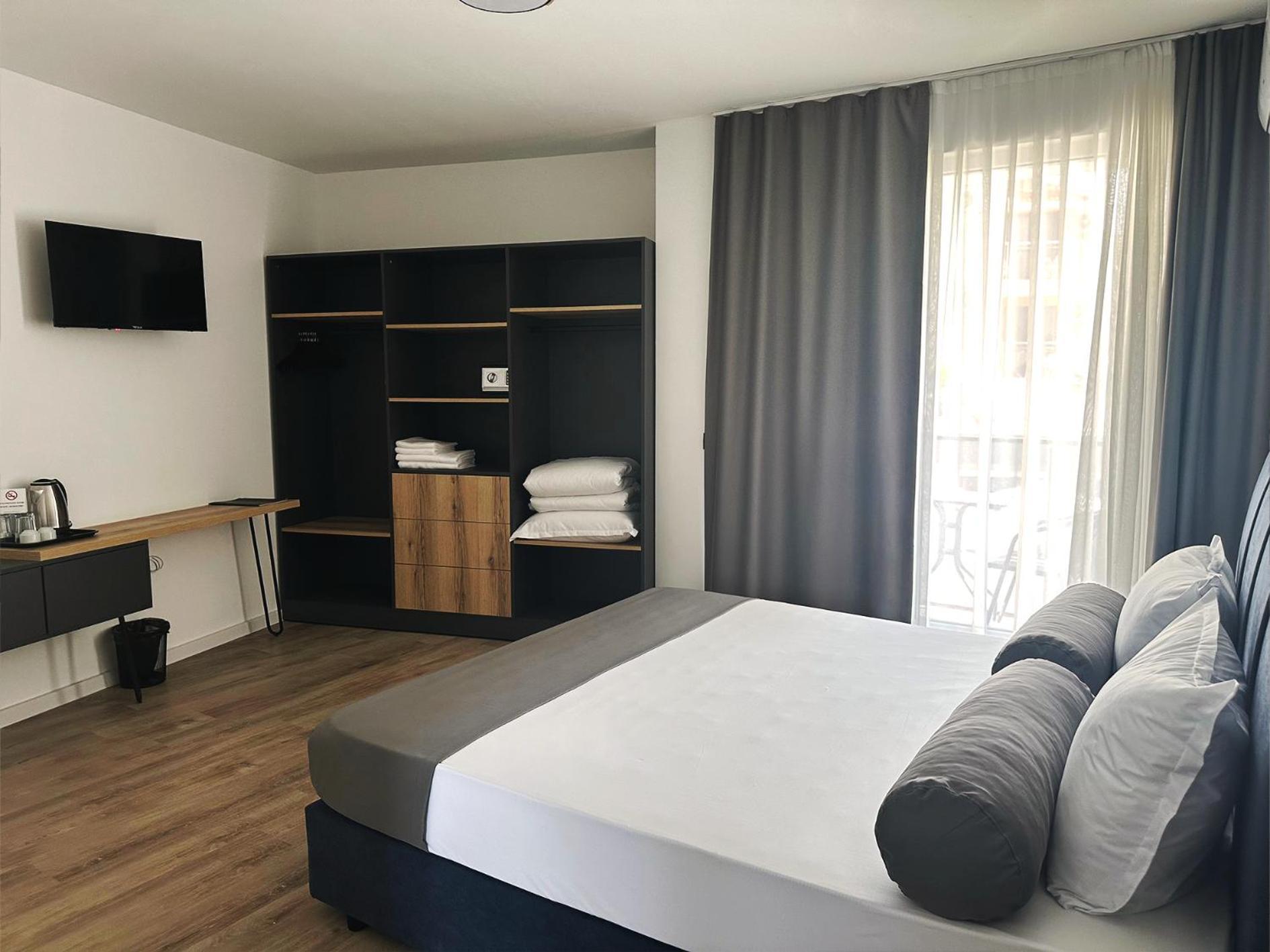 Семеен Хотел Golden Place Sozopol Exteriör bild