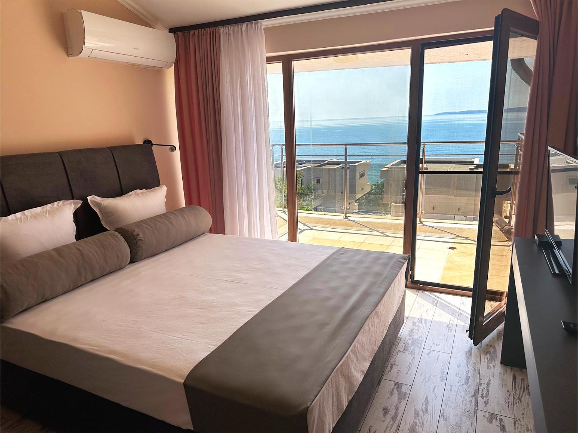 Семеен Хотел Golden Place Sozopol Exteriör bild